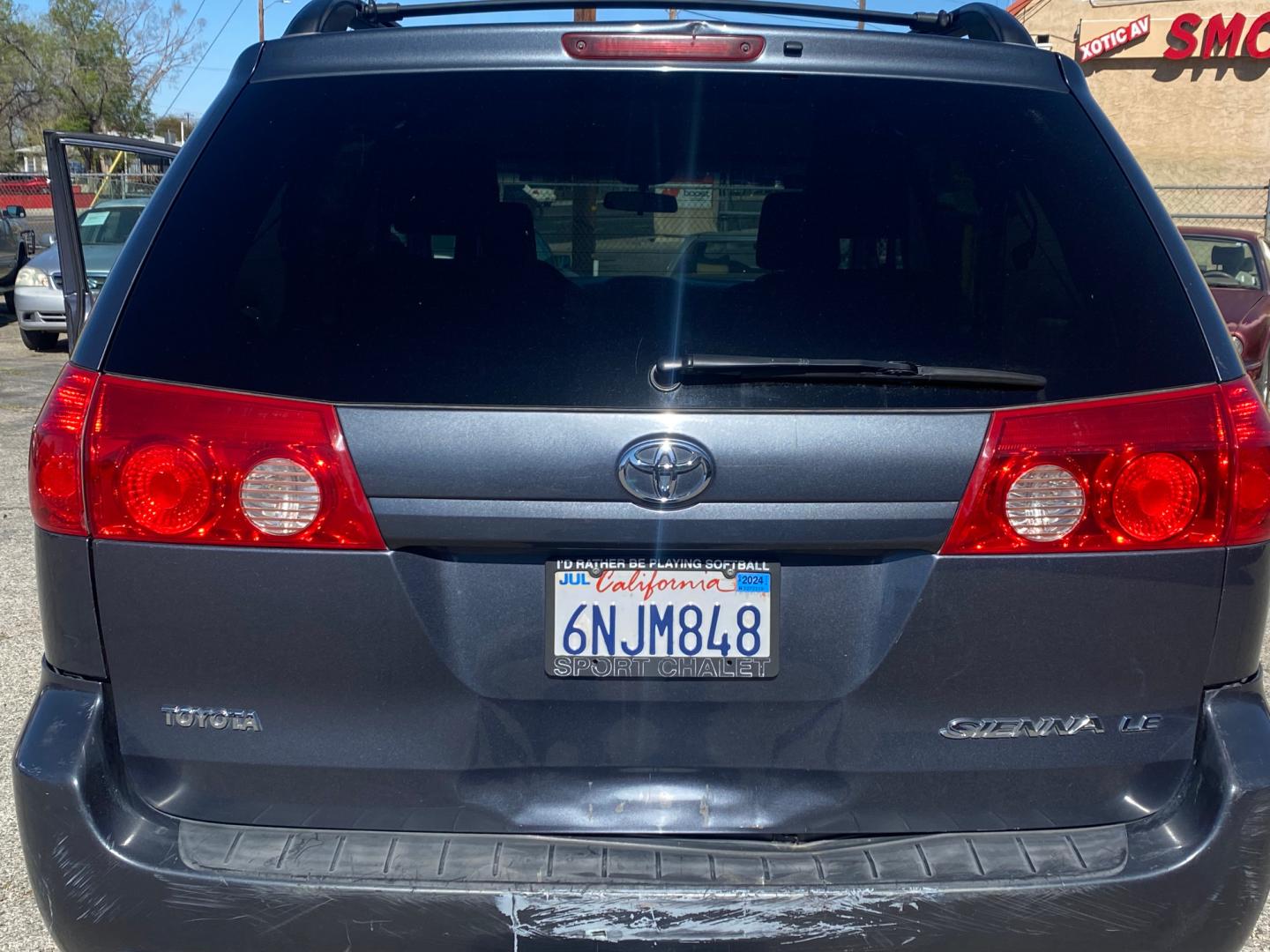 2009 Toyota Sienna CE FWD 7-Passenger (5TDZK23C59S) with an 3.5L V6 EFI DOHC 24V engine, 5-Speed Automatic transmission, located at 44356 Date Ave., Lancaster, CA, 93534, (661) 945-6555, 34.688919, -118.139374 - Photo#1